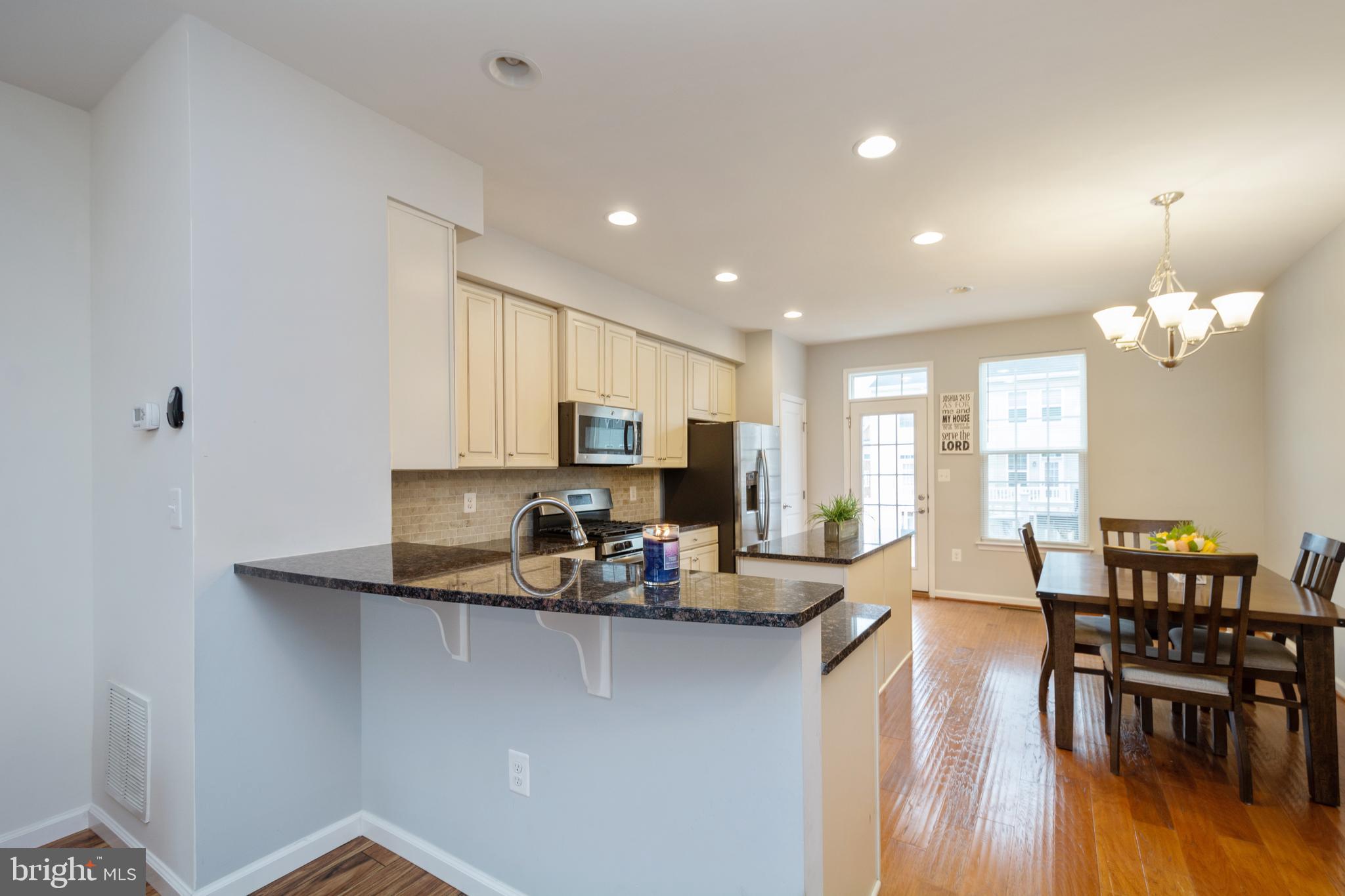 1774 Featherstone Road Woodbridge, VA 22191 - Photo 11 of 36 Gallery Image 11