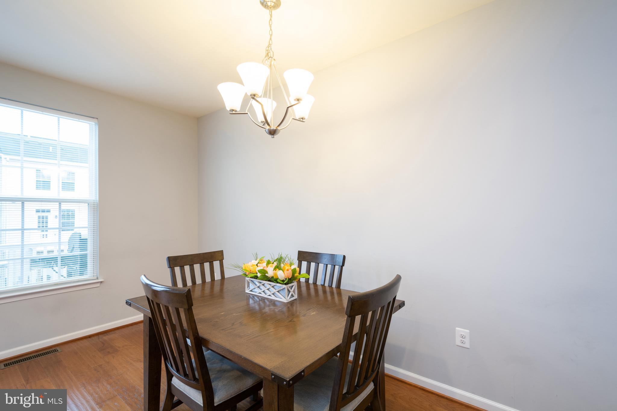 1774 Featherstone Road Woodbridge, VA 22191 - Photo 17 of 36 Gallery Image 17