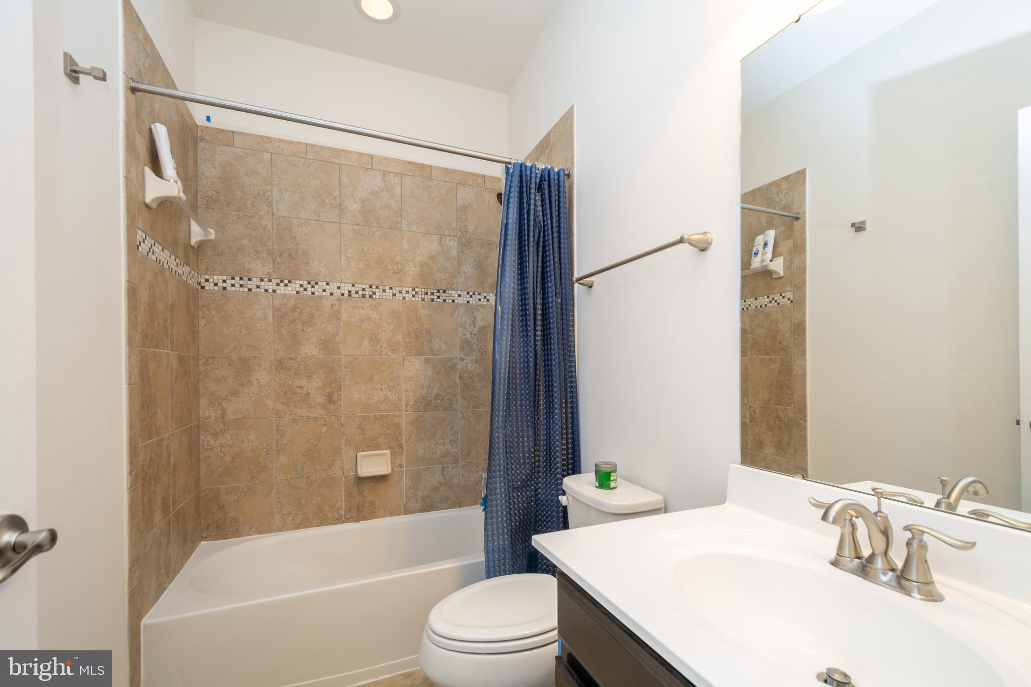 1774 Featherstone Road Woodbridge, VA 22191 - Photo 29 of 36 Gallery Image 29