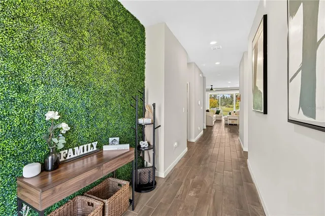 $689,000 | 5433 Log Grv Lane, Orlando, FL 32829