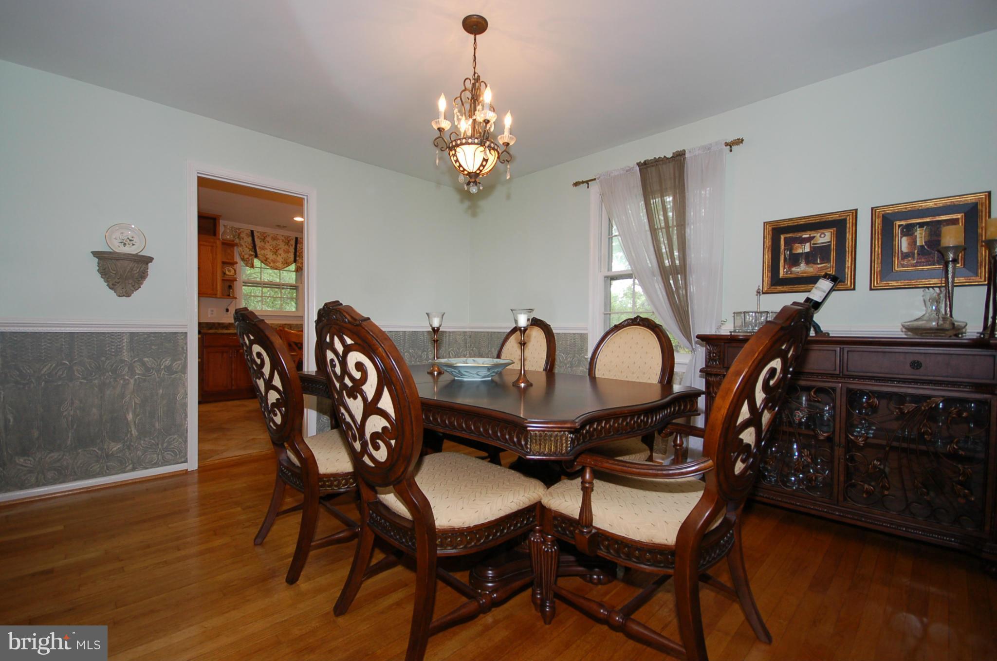 19417 Treadway Road Olney, MD 20833 - Photo 9 of 25 Dining Room