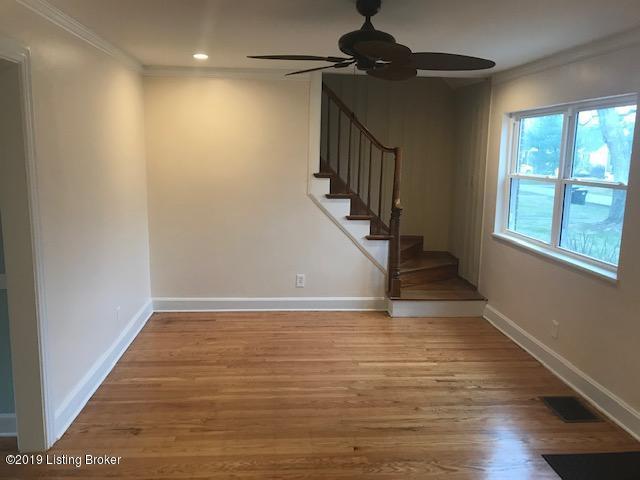 3809 Ormond Road Louisville, KY 40207 - Photo 10 of 29 Living Room