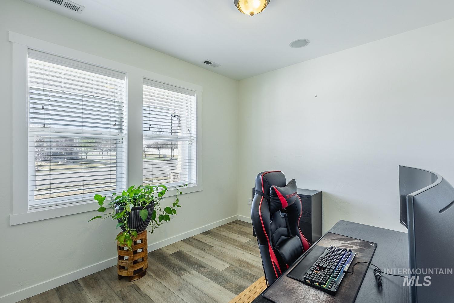1332 West Raelin Drive Nampa, ID 83686 - Photo 36 of 48 View of home office