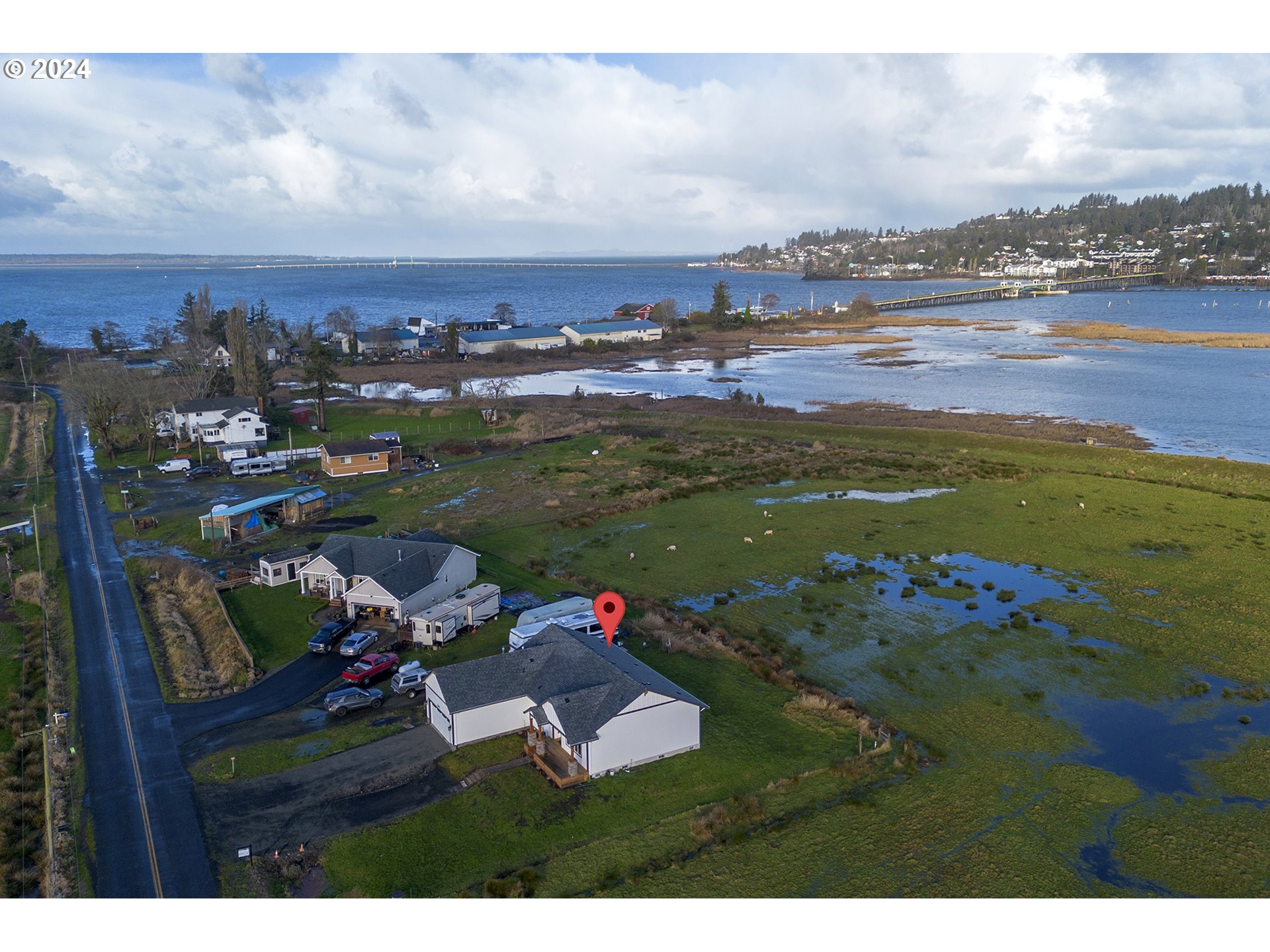 92597 Wireless Road Astoria, OR 97103 - Photo 25 of 35 a view of a lake in middle of the city