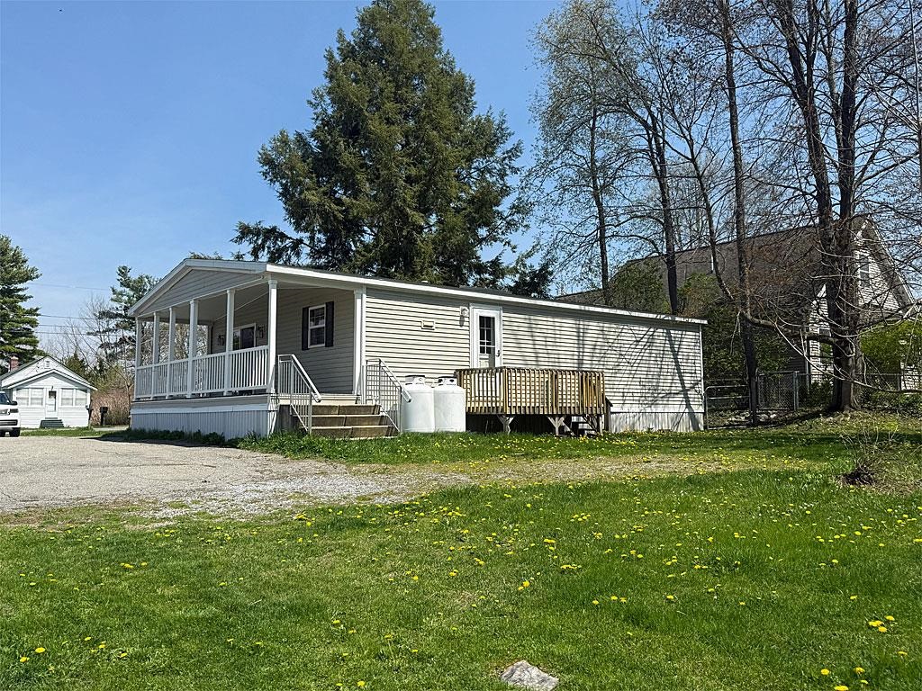 138 Curtis Avenue Rutland, VT 05701 - Photo 5 of 17