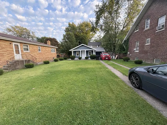 $159,900 | 36 East 151st Street, Harvey, IL 60426