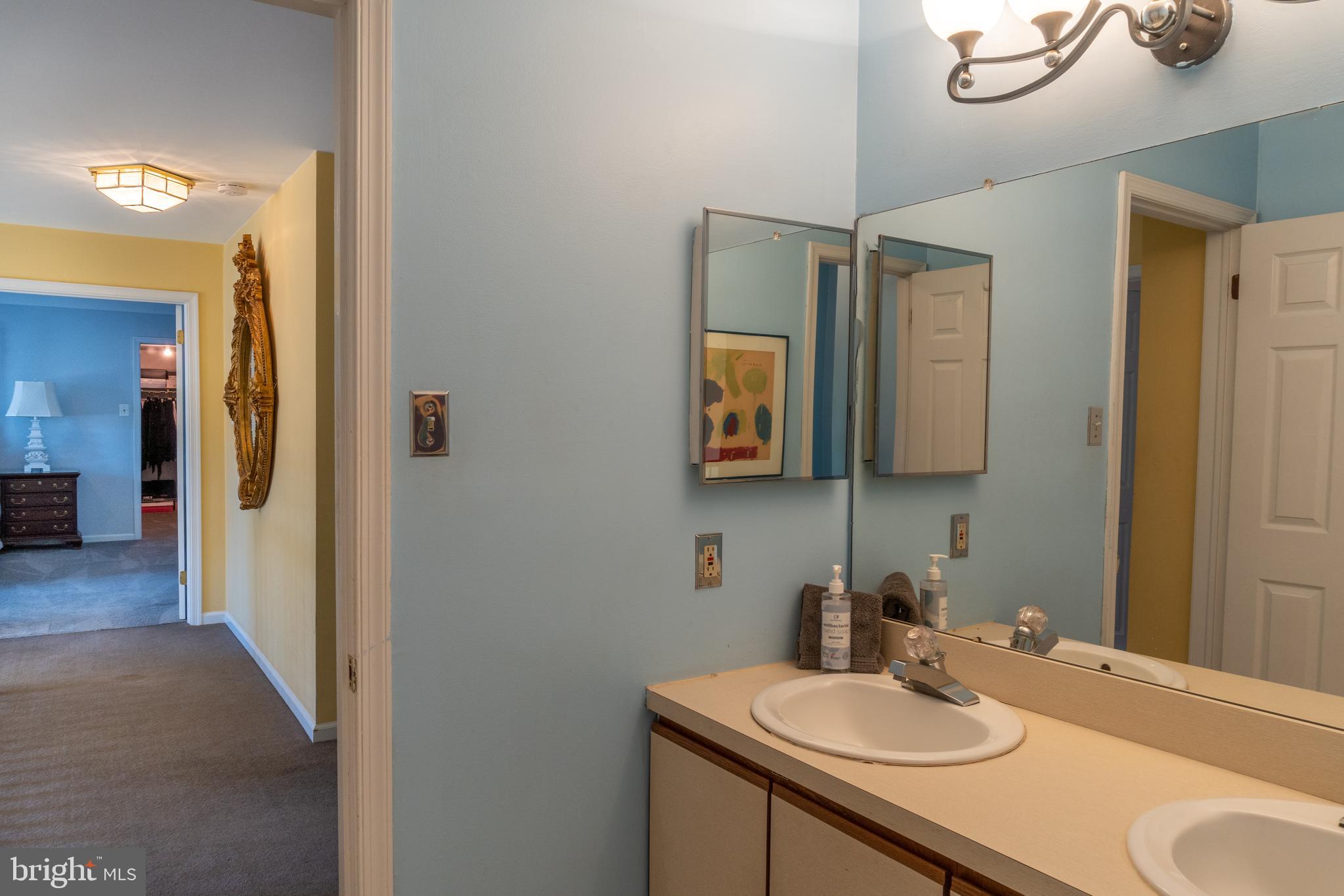 1088 Longfield Road Southampton, PA 18966 - Photo 38 of 52 Gallery Image 38