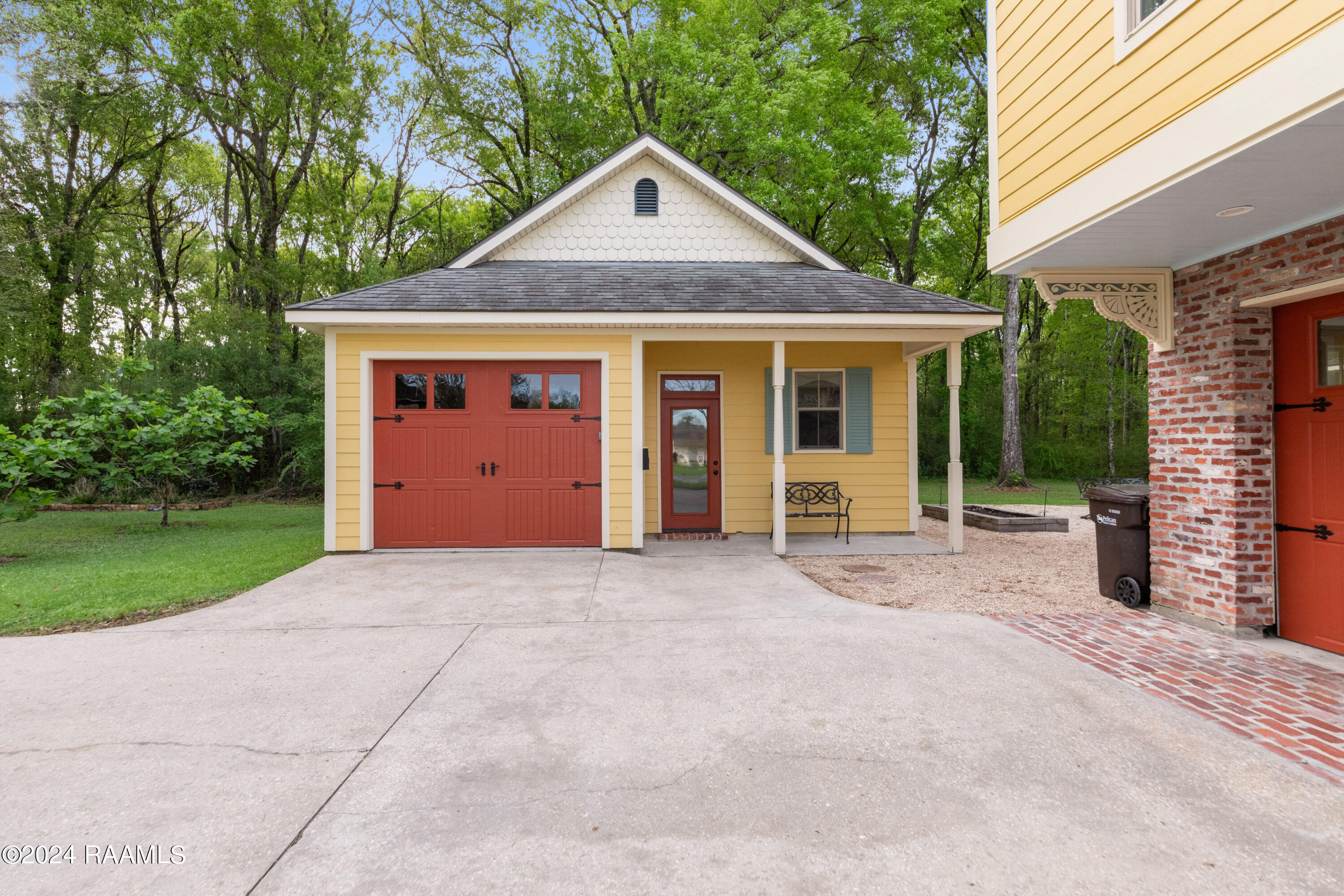 529 Rue La Belle Breaux Bridge, LA 70517 - Photo 8 of 50 529RueLaBelle-7