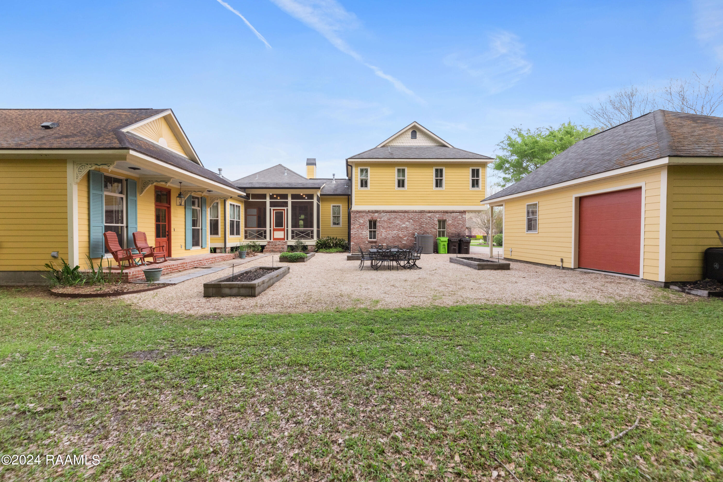 529 Rue La Belle Breaux Bridge, LA 70517 - Photo 10 of 50 529RueLaBelle-9