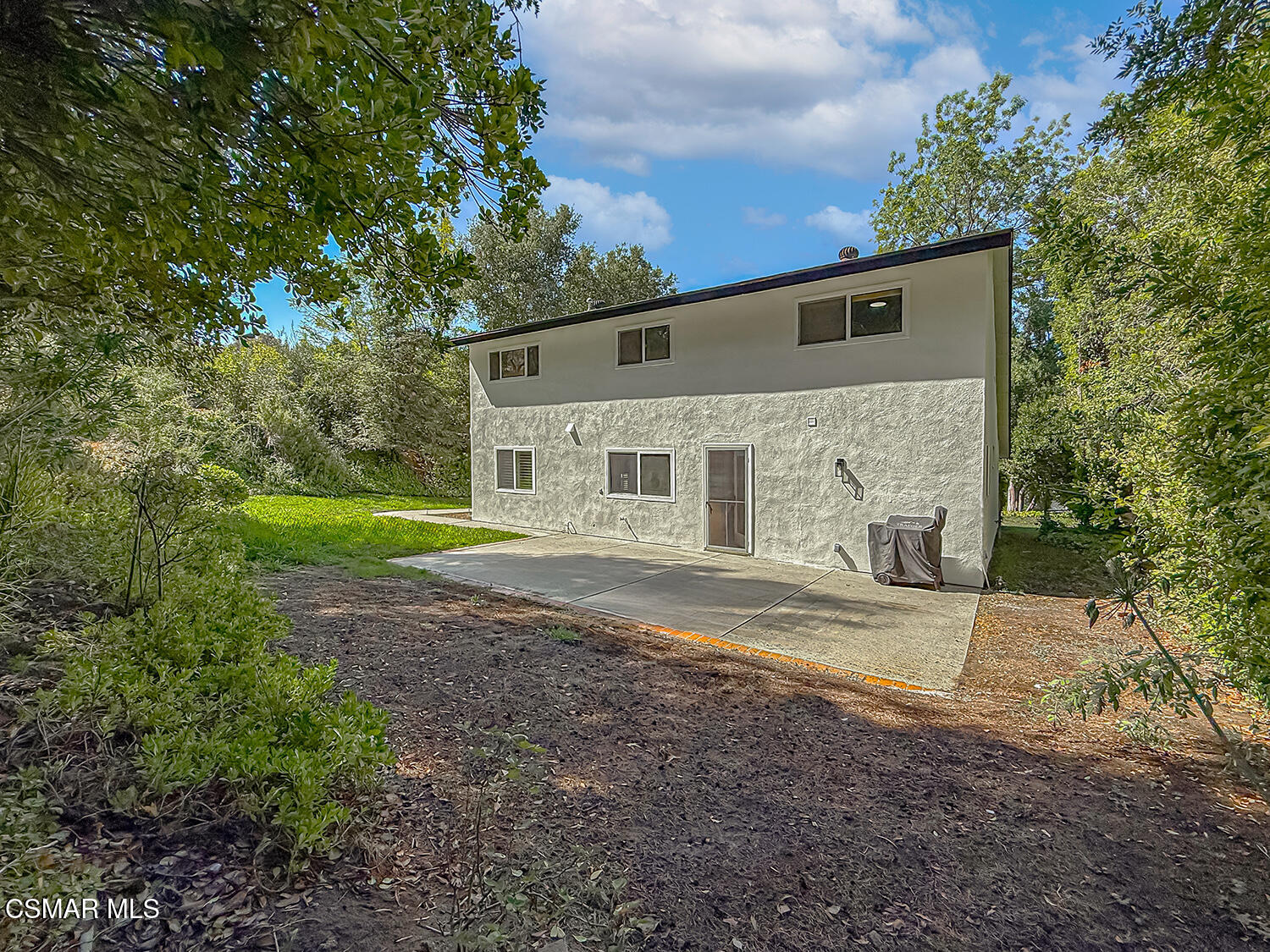 3936 United Road Agoura Hills, CA 91301 - Photo 17 of 22 Backyard