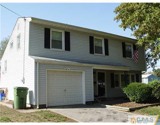18 Partch Place Edison, NJ 08817 - Photo 2 of 24 Gallery Image 2