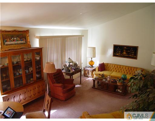 18 Partch Place Edison, NJ 08817 - Photo 12 of 24 Gallery Image 12