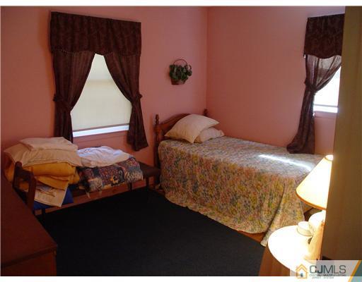18 Partch Place Edison, NJ 08817 - Photo 15 of 24 Gallery Image 15