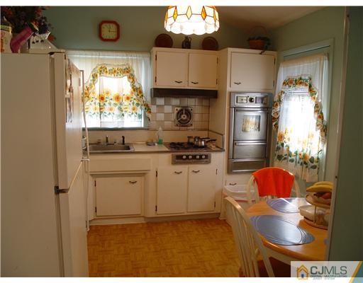 18 Partch Place Edison, NJ 08817 - Photo 18 of 24 Gallery Image 18