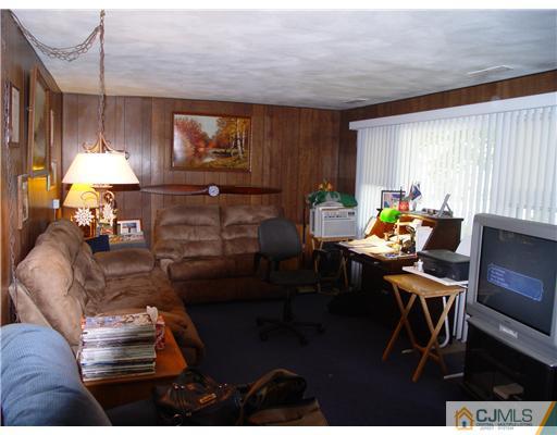 18 Partch Place Edison, NJ 08817 - Photo 23 of 24 Gallery Image 23
