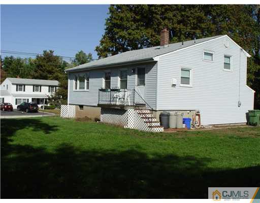 18 Partch Place Edison, NJ 08817 - Photo 7 of 24 Gallery Image 7