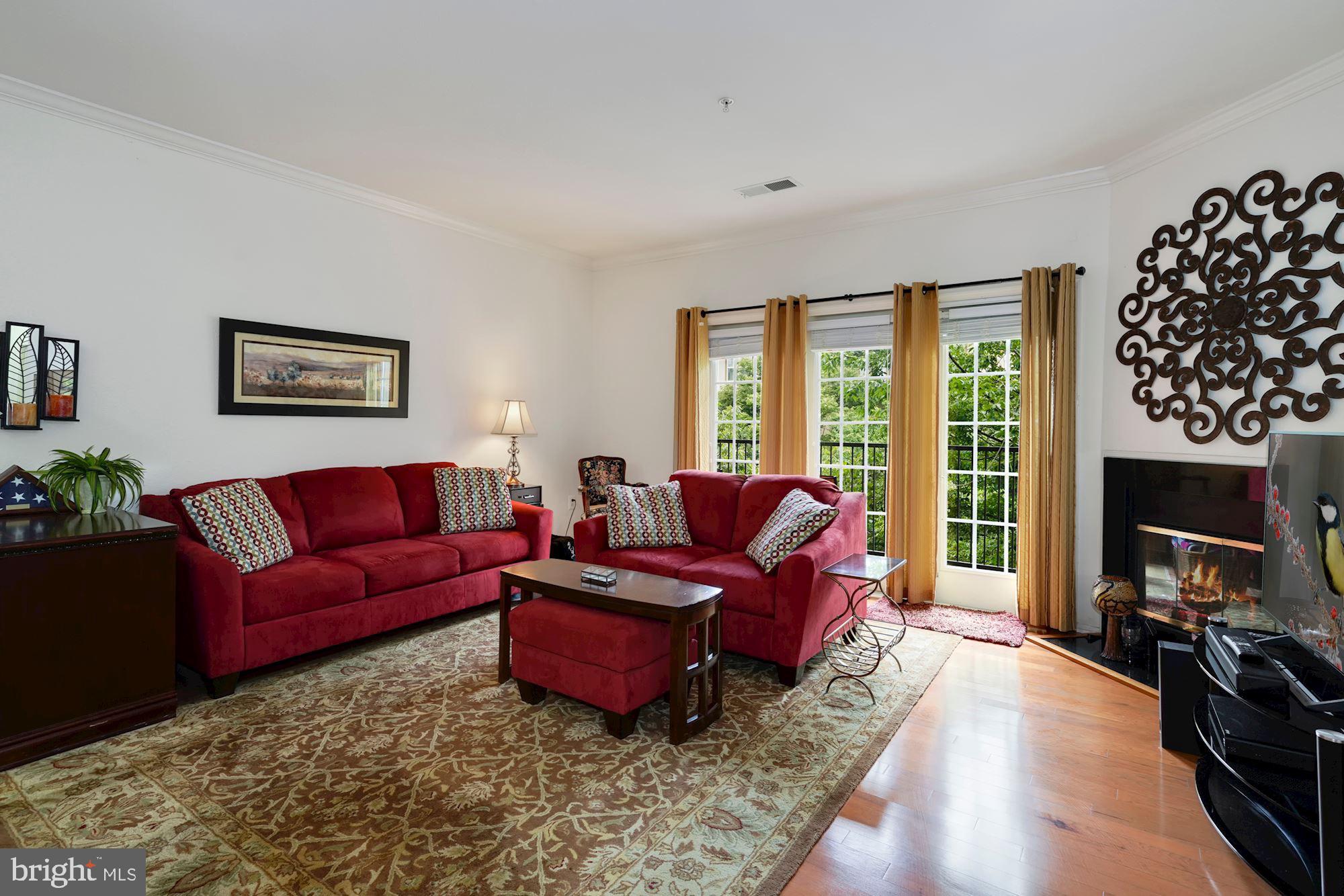 11750 Old Georgetown Road, Unit 2336 Rockville, MD 20852 - Photo 11 of 45 Spacious, open, & bright living room