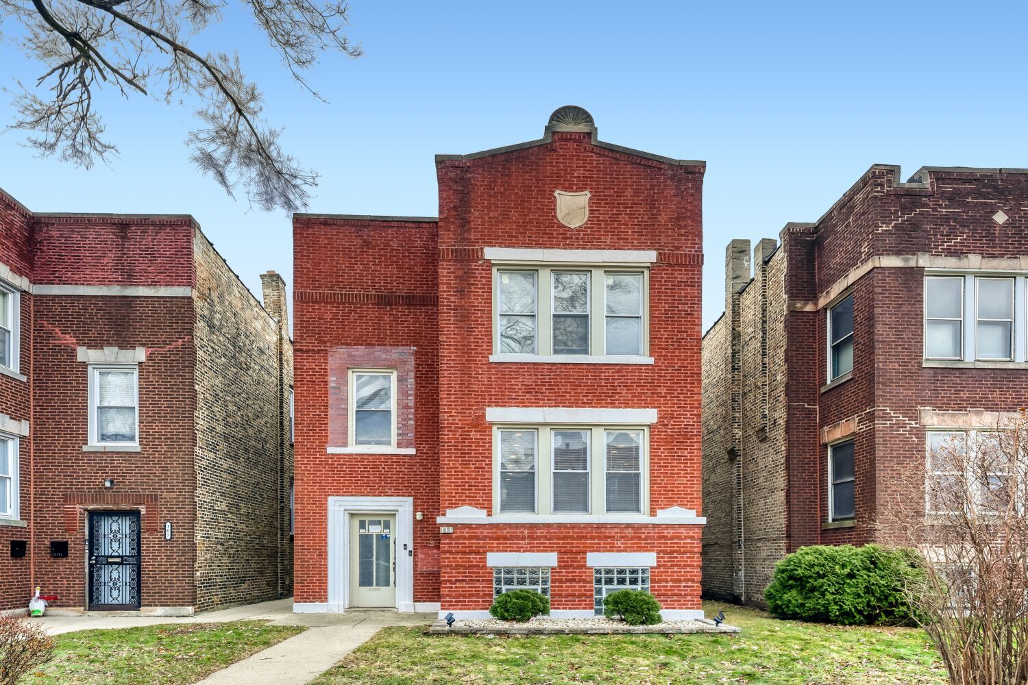111 West 74th Street Chicago, IL 60621 - Photo 2 of 29