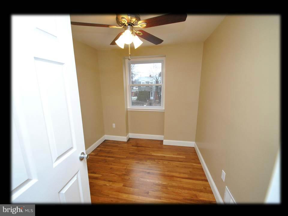 8 Bladen Road Baltimore, MD 21221 - Photo 12 of 26 GLEAMING NATURAL HARDWOOD FLOORS
