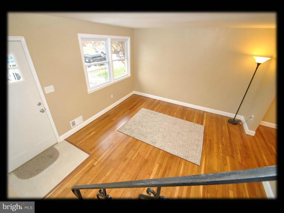 8 Bladen Road Baltimore, MD 21221 - Photo 18 of 26 GLEAMING NATURAL HARDWOOD FLOORS