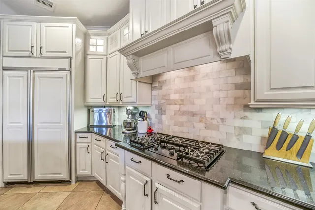 $1,135,000 | 22114 East Meadowhurst Circle, Tomball, TX 77377