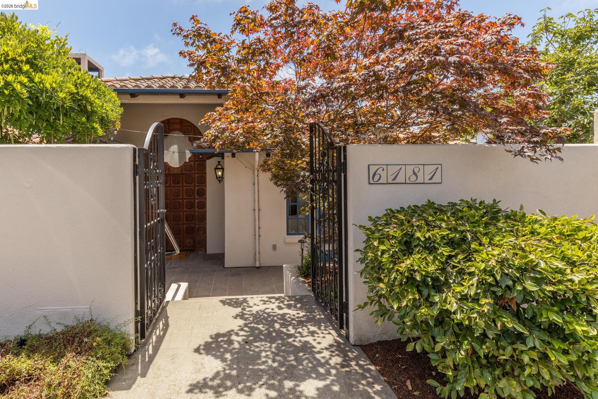 6181 Contra Costa Road Oakland, CA 94618 - Photo 3 of 91