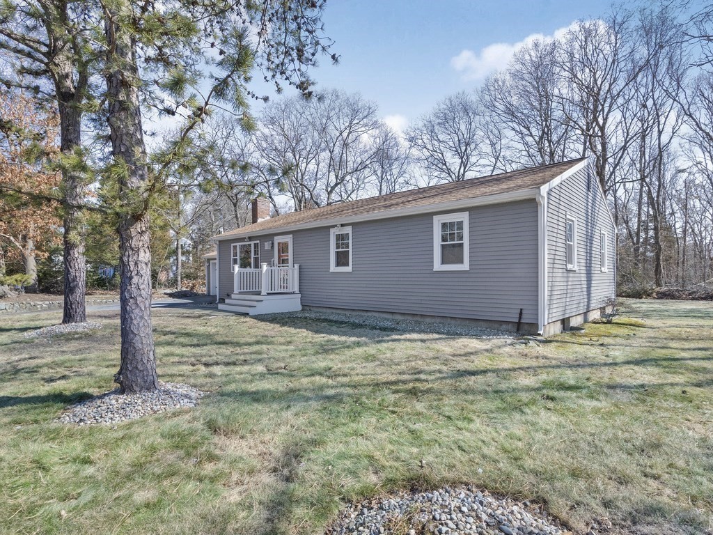 224 Larson Road Stoughton, MA 02072 - Photo 3 of 32 Gallery Image 3