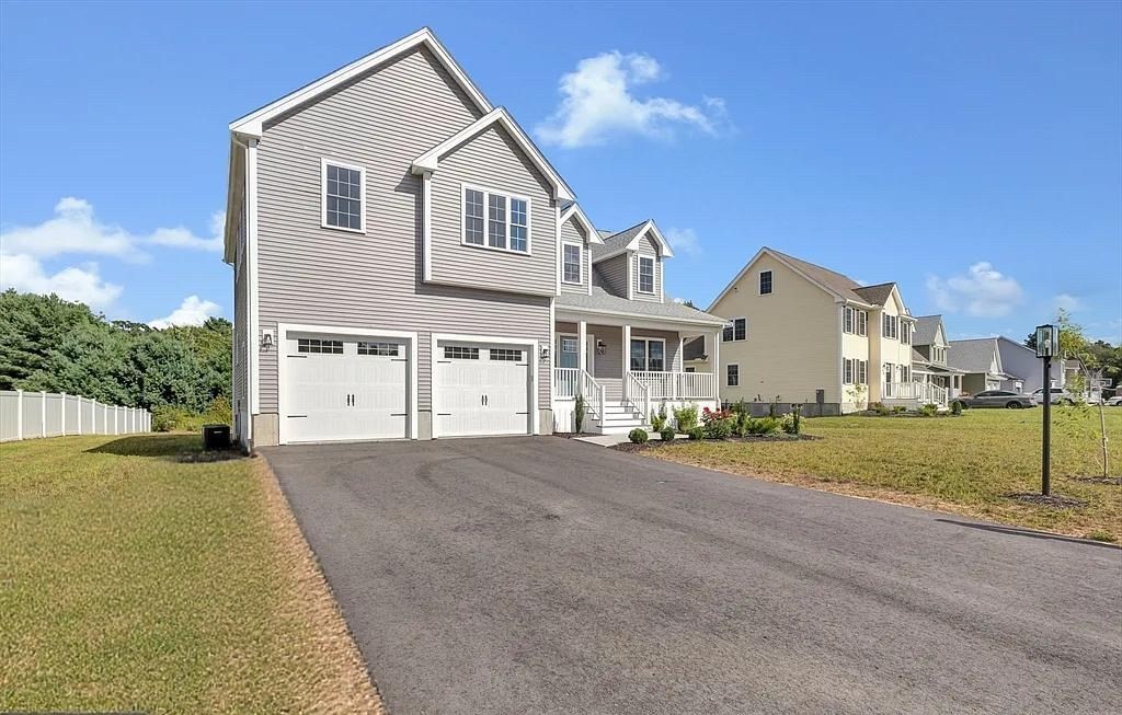 22 May Road Millis, MA 02054 - Photo 2 of 36