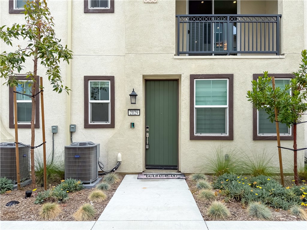 2129 Yukon Pomona, CA 91766 - Photo 2 of 46