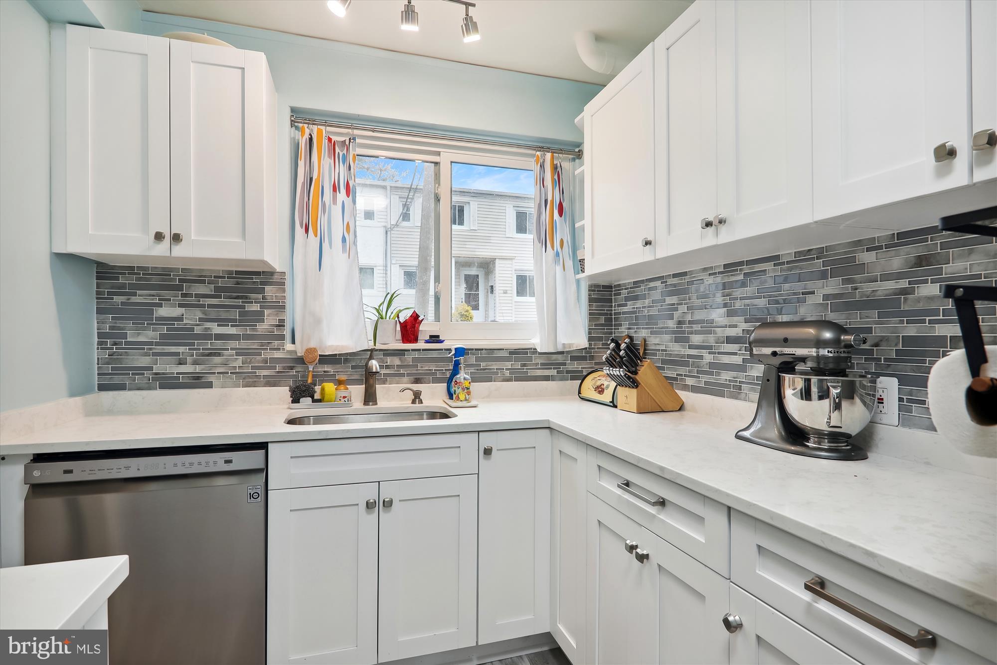 4 G Crescent Road Greenbelt, MD 20770 - Photo 21 of 51 Kitchen