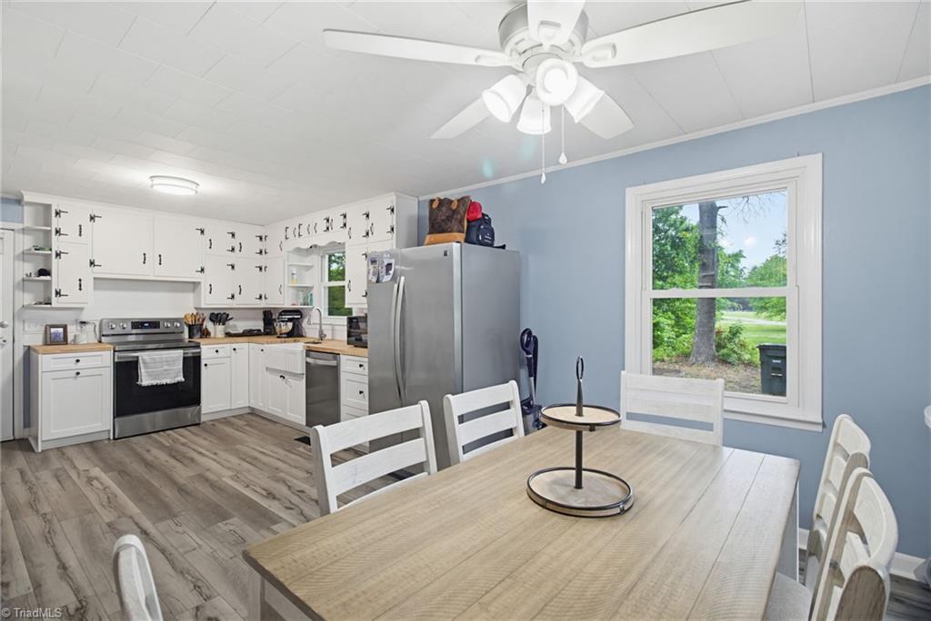 4251 Edgar Road Sophia, NC 27350 - Photo 8 of 29