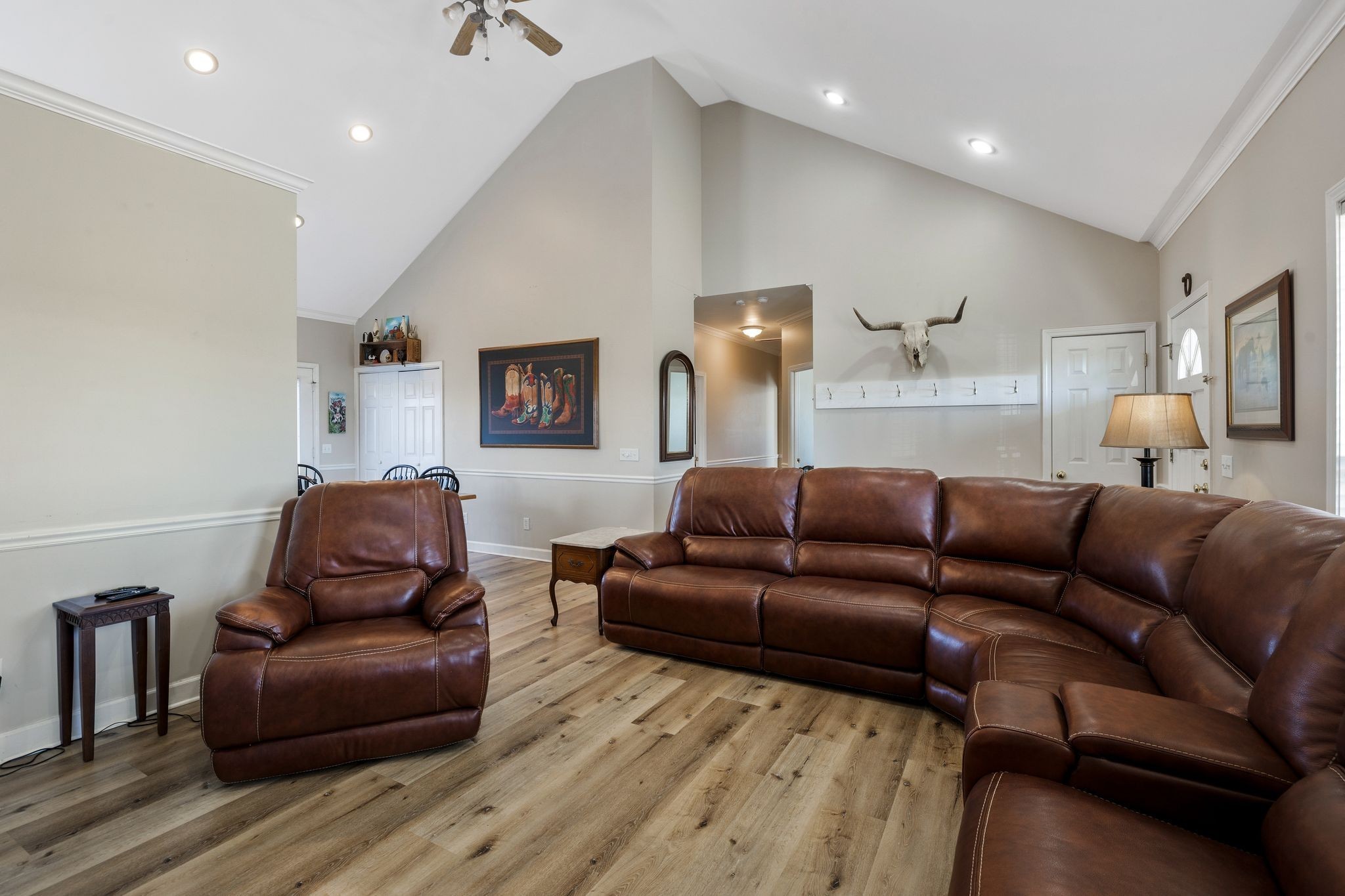 4974 Smiley Road Chapel Hill, TN 37034 - Photo 6 of 35 Gallery Image 6