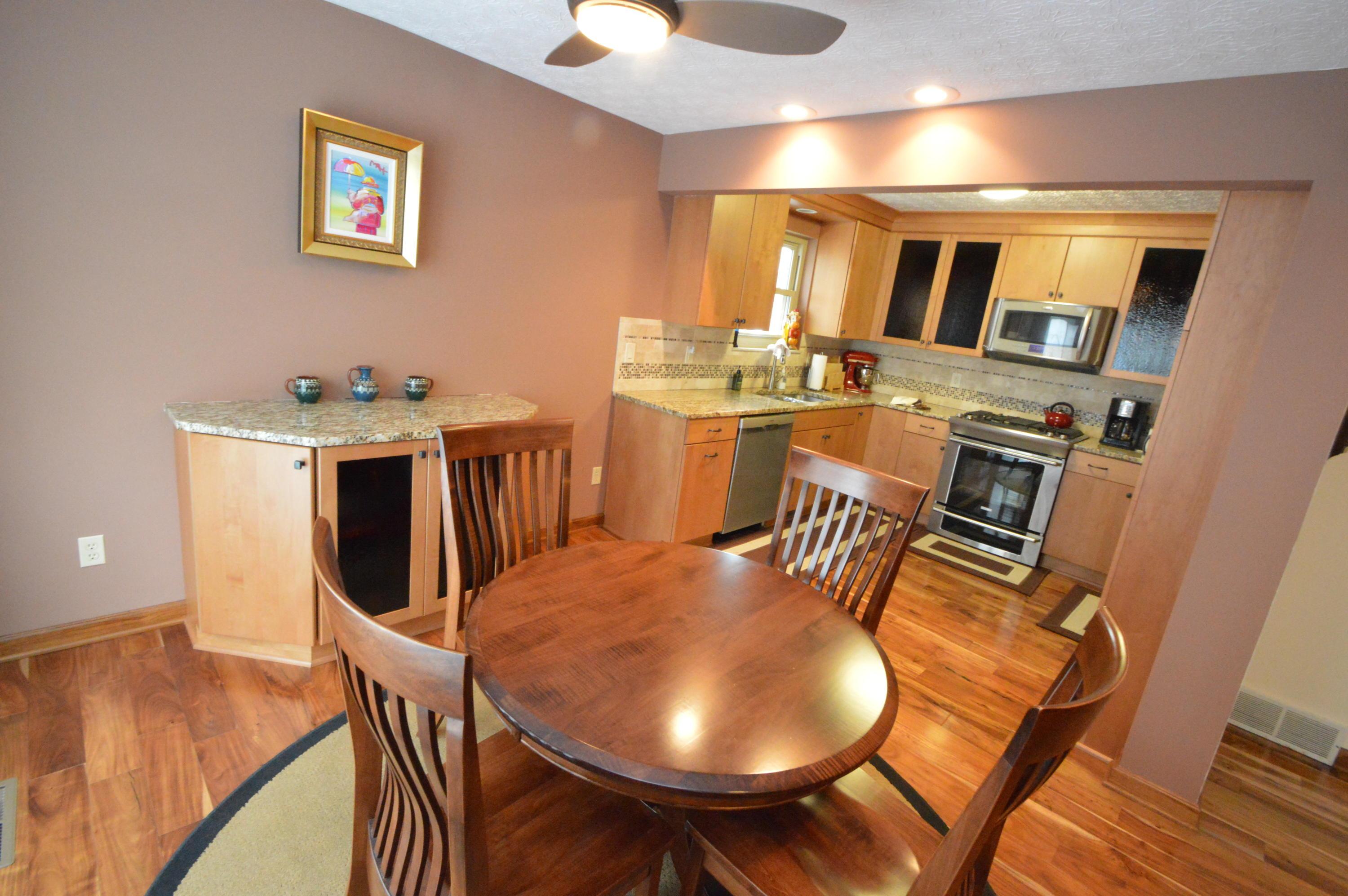 376 Fenway Road, Unit B Columbus, OH 43214 - Photo 11 of 23