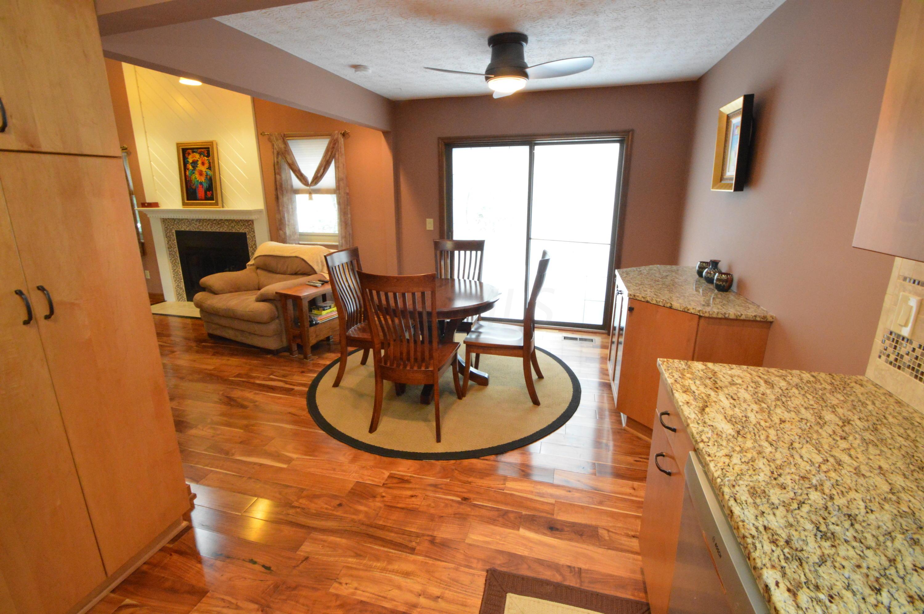 376 Fenway Road, Unit B Columbus, OH 43214 - Photo 12 of 23