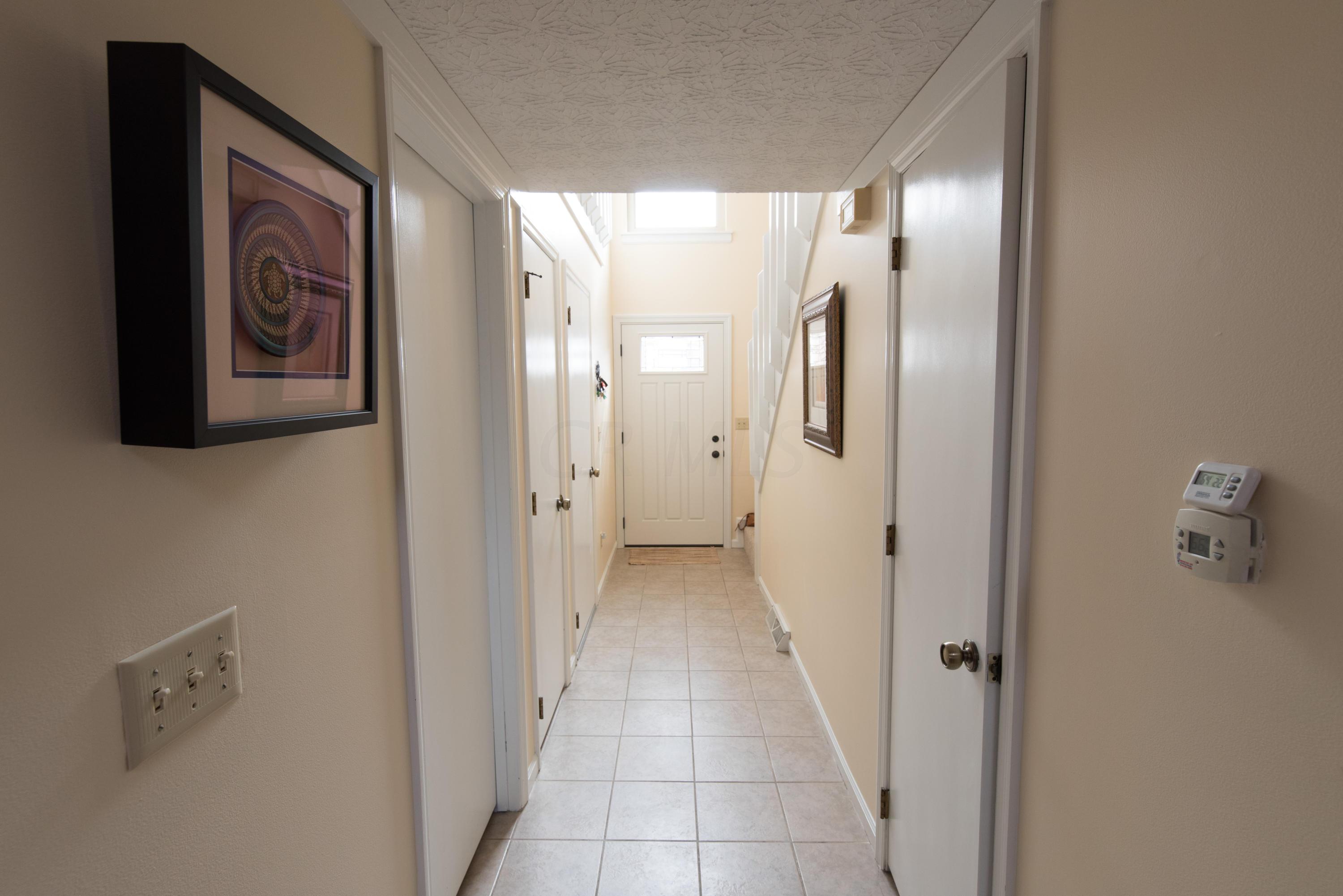 376 Fenway Road, Unit B Columbus, OH 43214 - Photo 3 of 23
