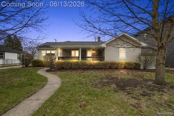 $247,900 | 1920 East Saratoga Street, Ferndale, MI 48220