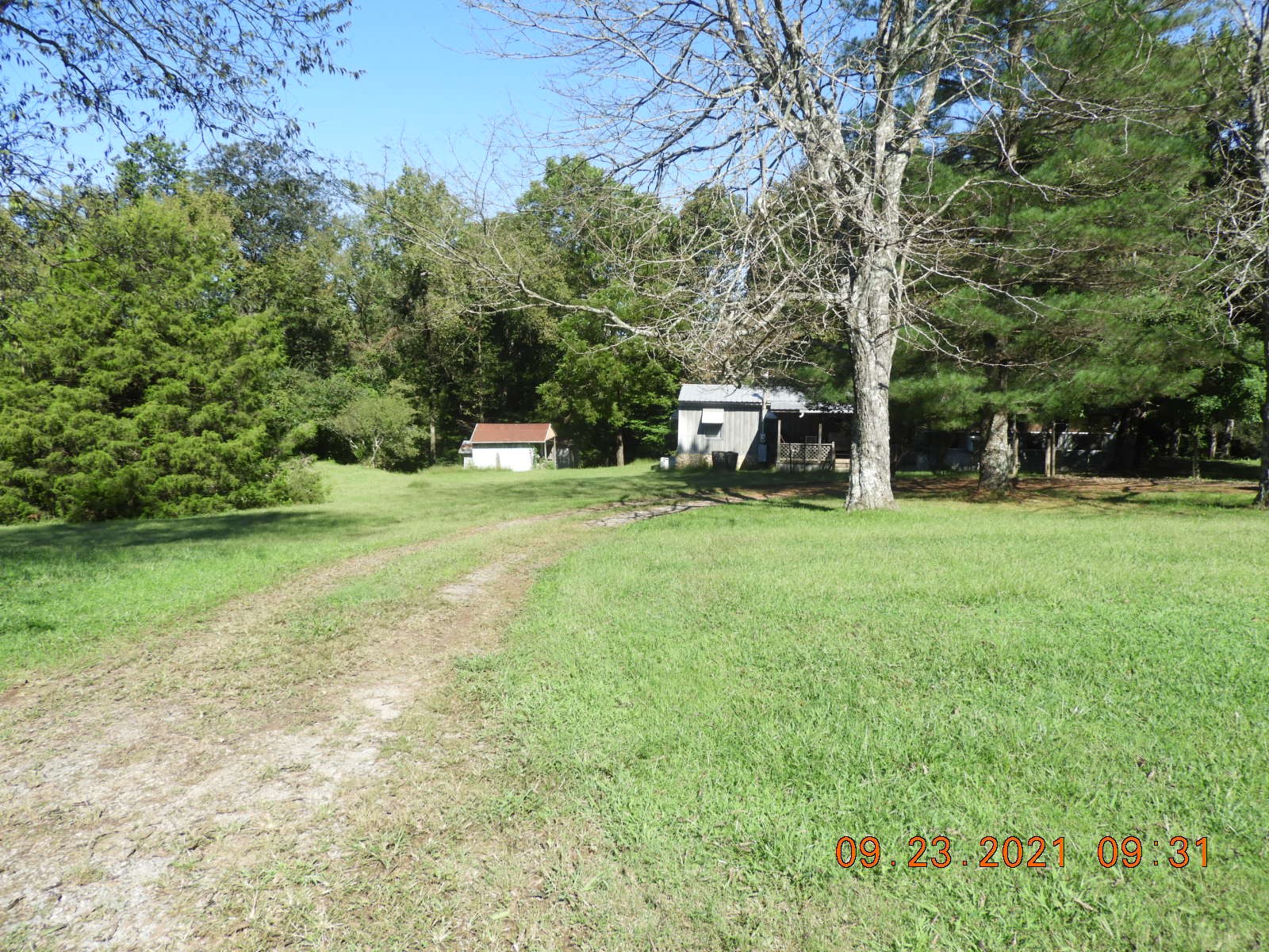 418 Munro Road Pulaski, TN 38478 - Photo 5 of 19