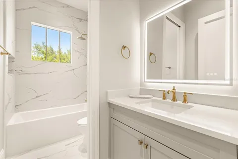 $1,695,000 | 1006 Harwood Street, Orlando, FL 32803