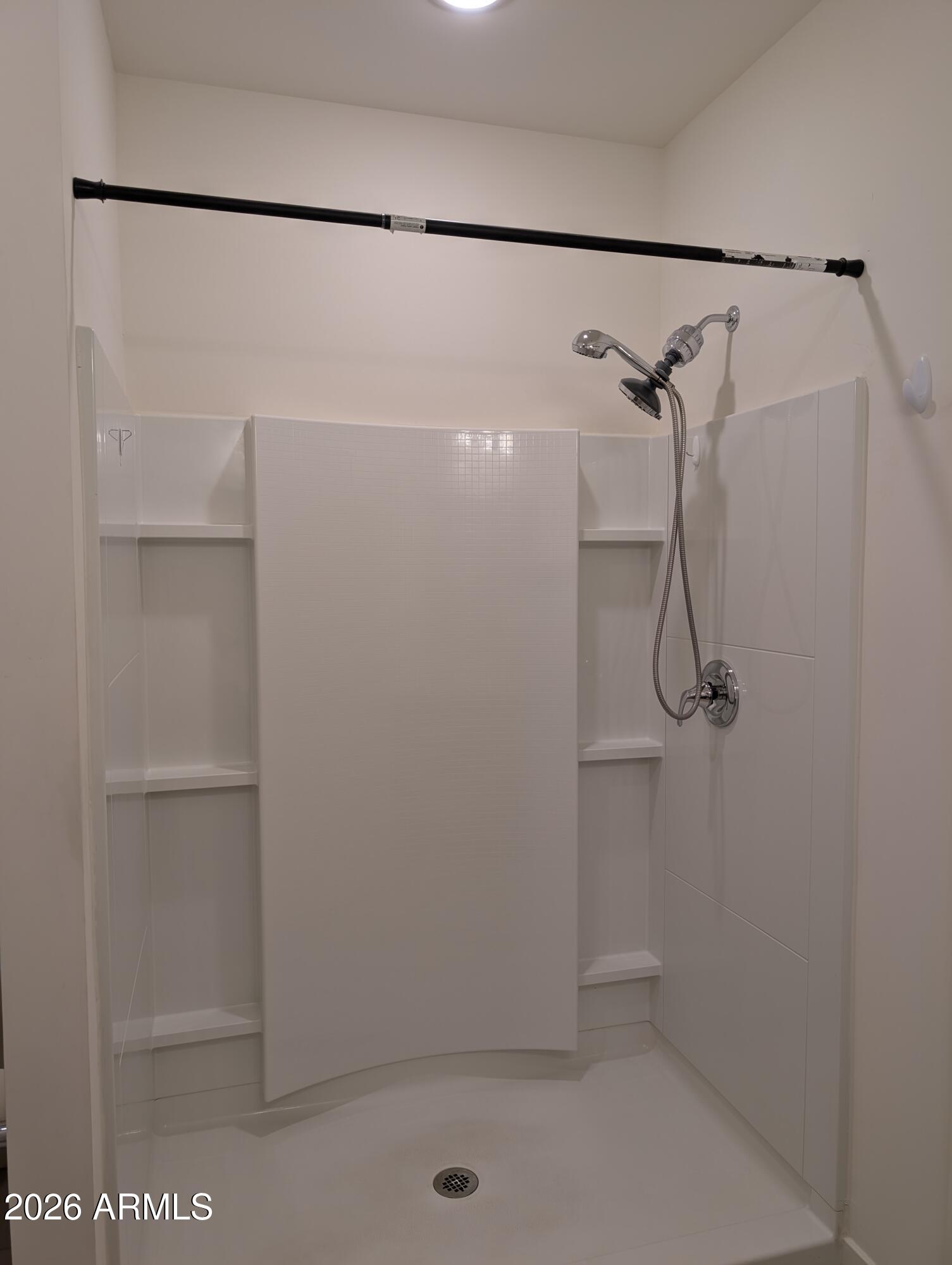 2769 East Fossil Ridge Road Phoenix, AZ 85050 - Photo 8 of 20 Master Shower