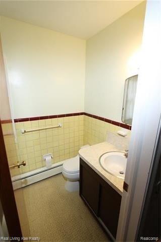 8461 Dale Center Line, MI 48015 - Photo 10 of 20 10.jpg