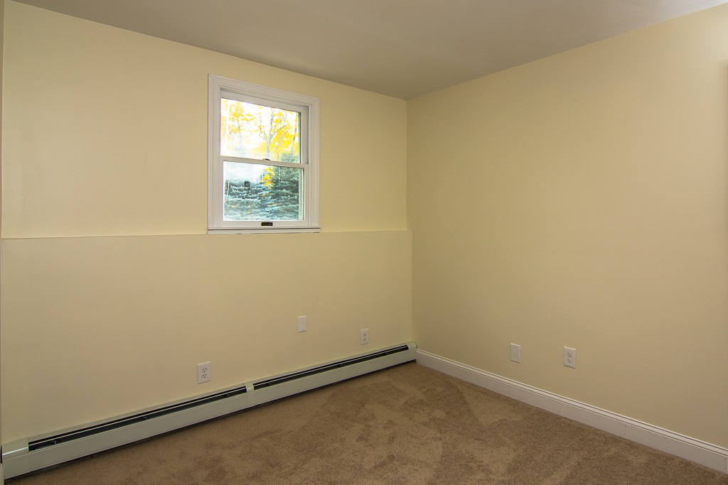 131 Cross Mill Road Northfield, NH 03276 - Photo 26 of 39