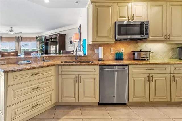 $549,900 | 7820 34th Avenue West, Unit 201, Bradenton, FL 34209