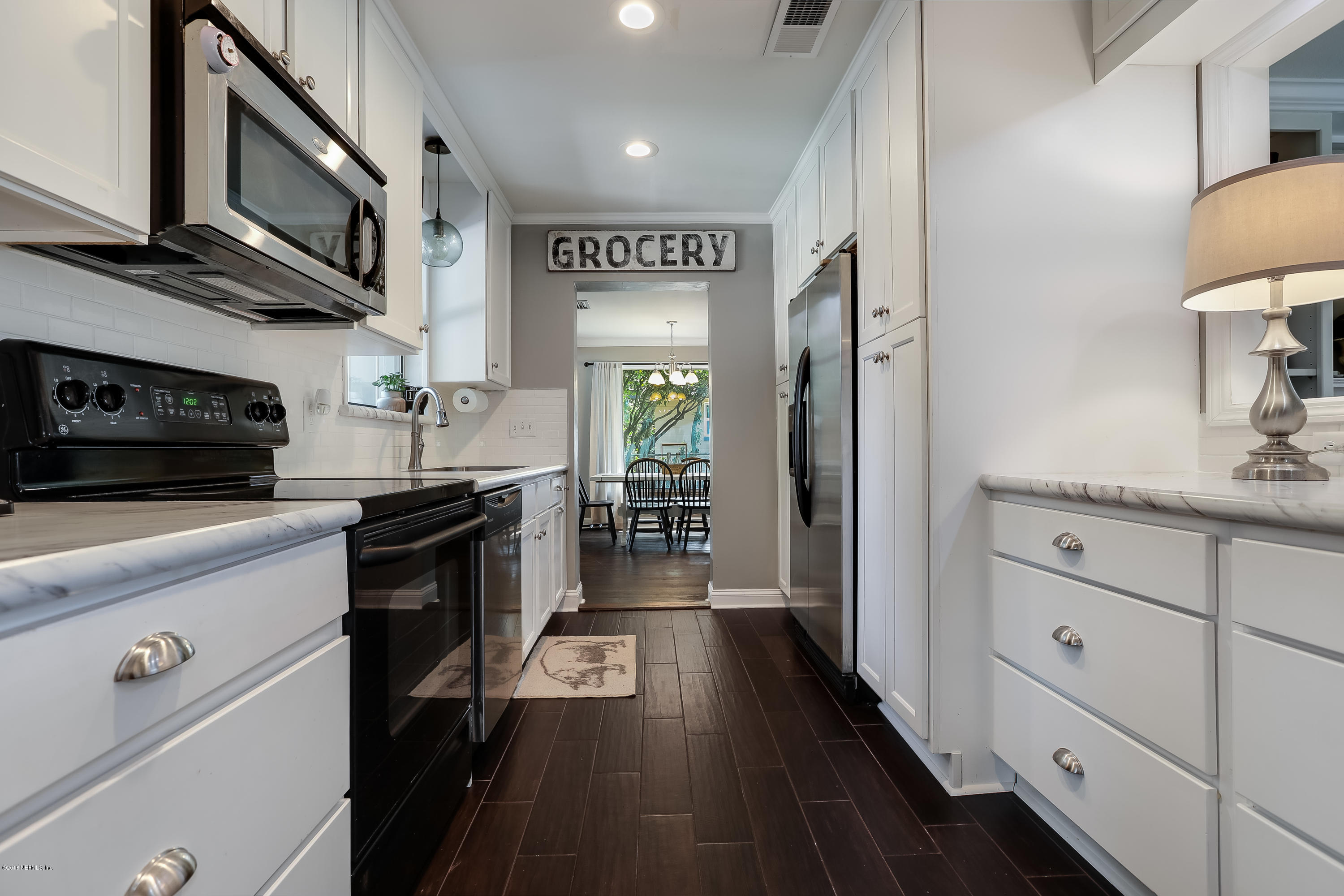 7803 Cayman Road Jacksonville, FL 32216 - Photo 7 of 25 Kitchen