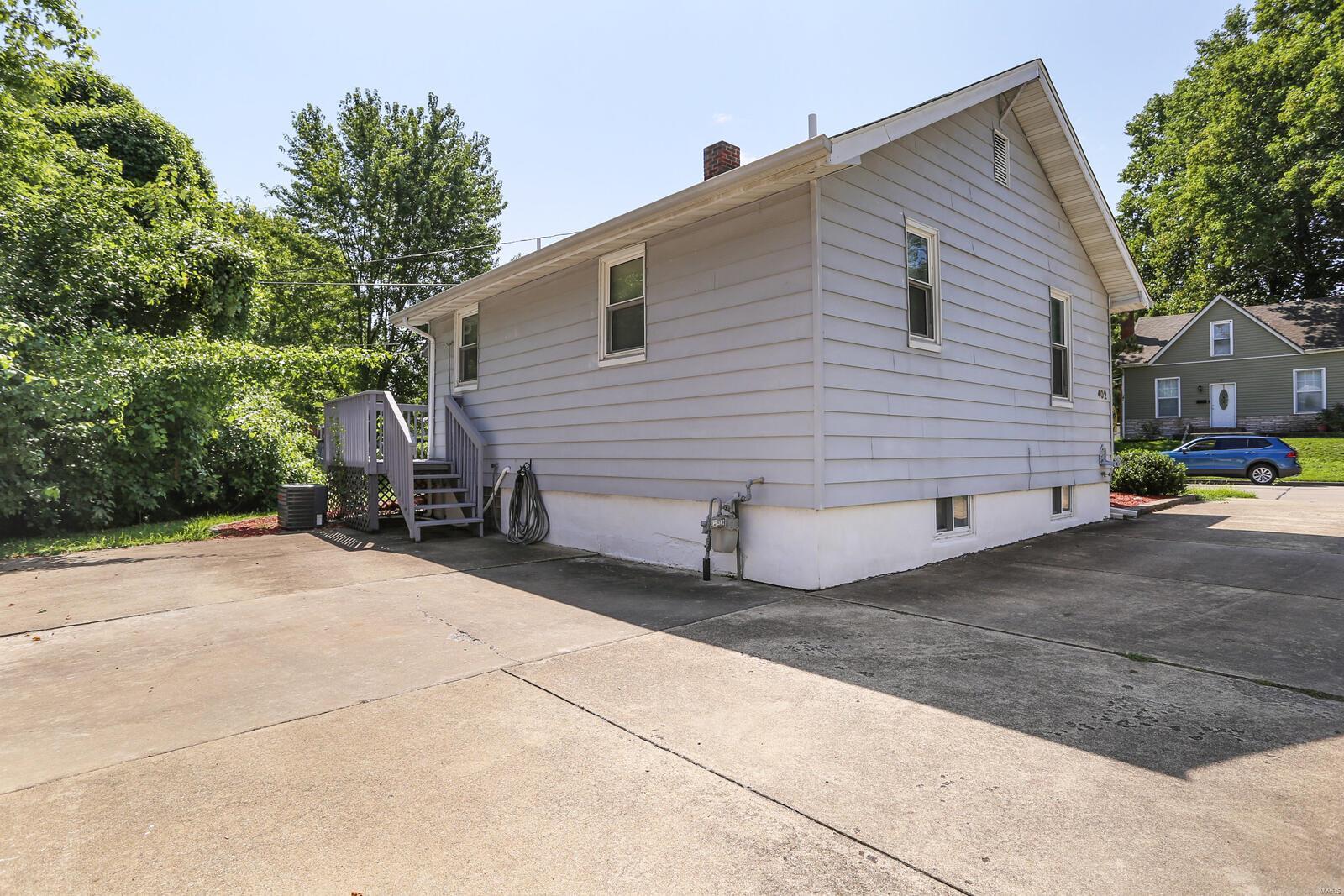 402 West 3rd Street O'Fallon, IL 62269 - Photo 13 of 16 Gallery Image 13