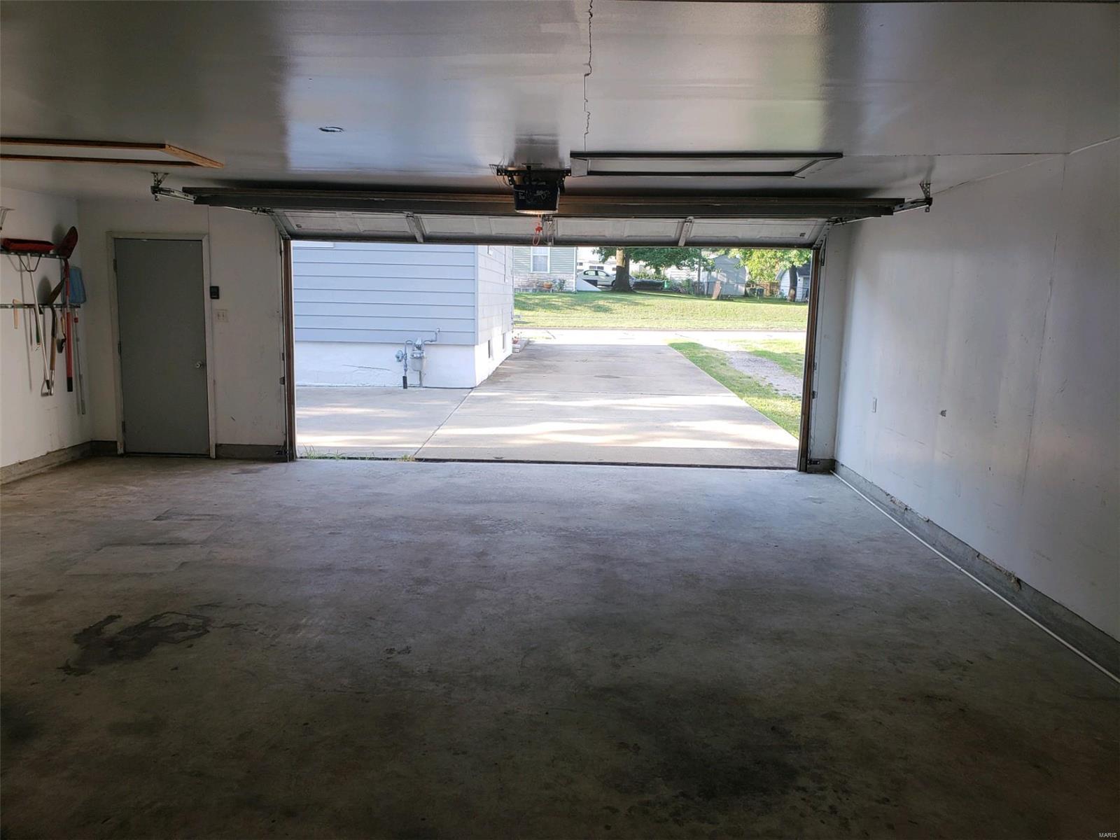 402 West 3rd Street O'Fallon, IL 62269 - Photo 15 of 16 Gallery Image 15