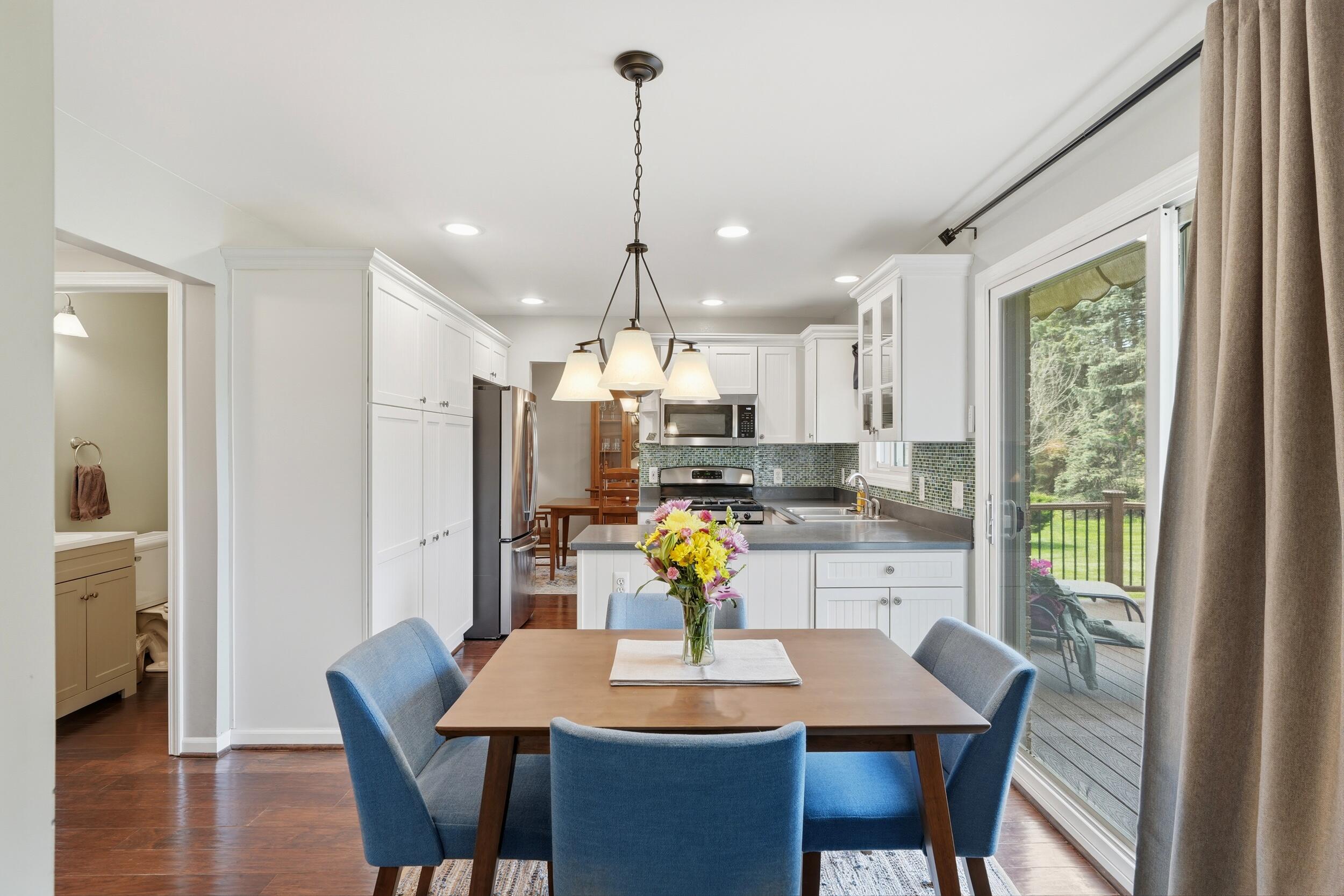 2070 Winchester Road Rochester Hills, MI 48307 - Photo 12 of 62 054