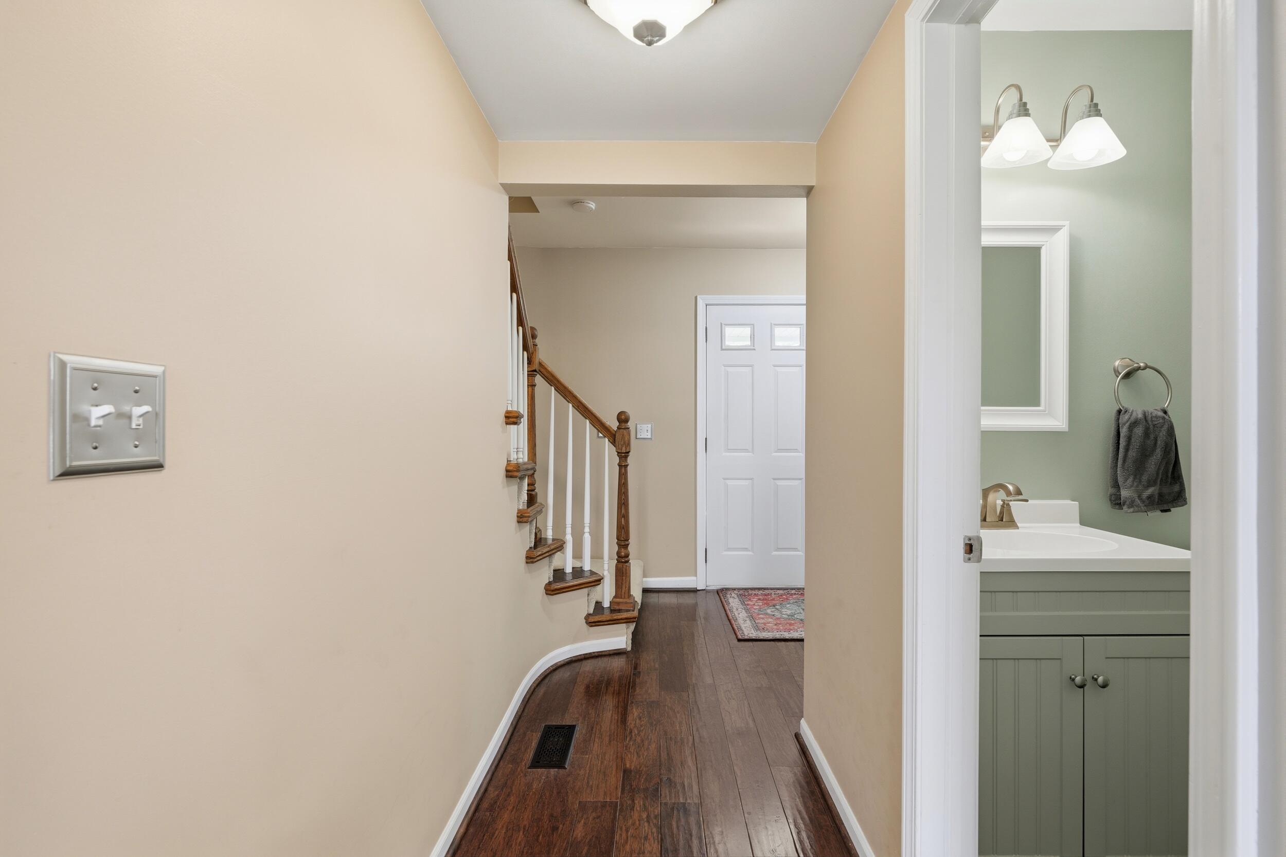 2070 Winchester Road Rochester Hills, MI 48307 - Photo 20 of 62 094