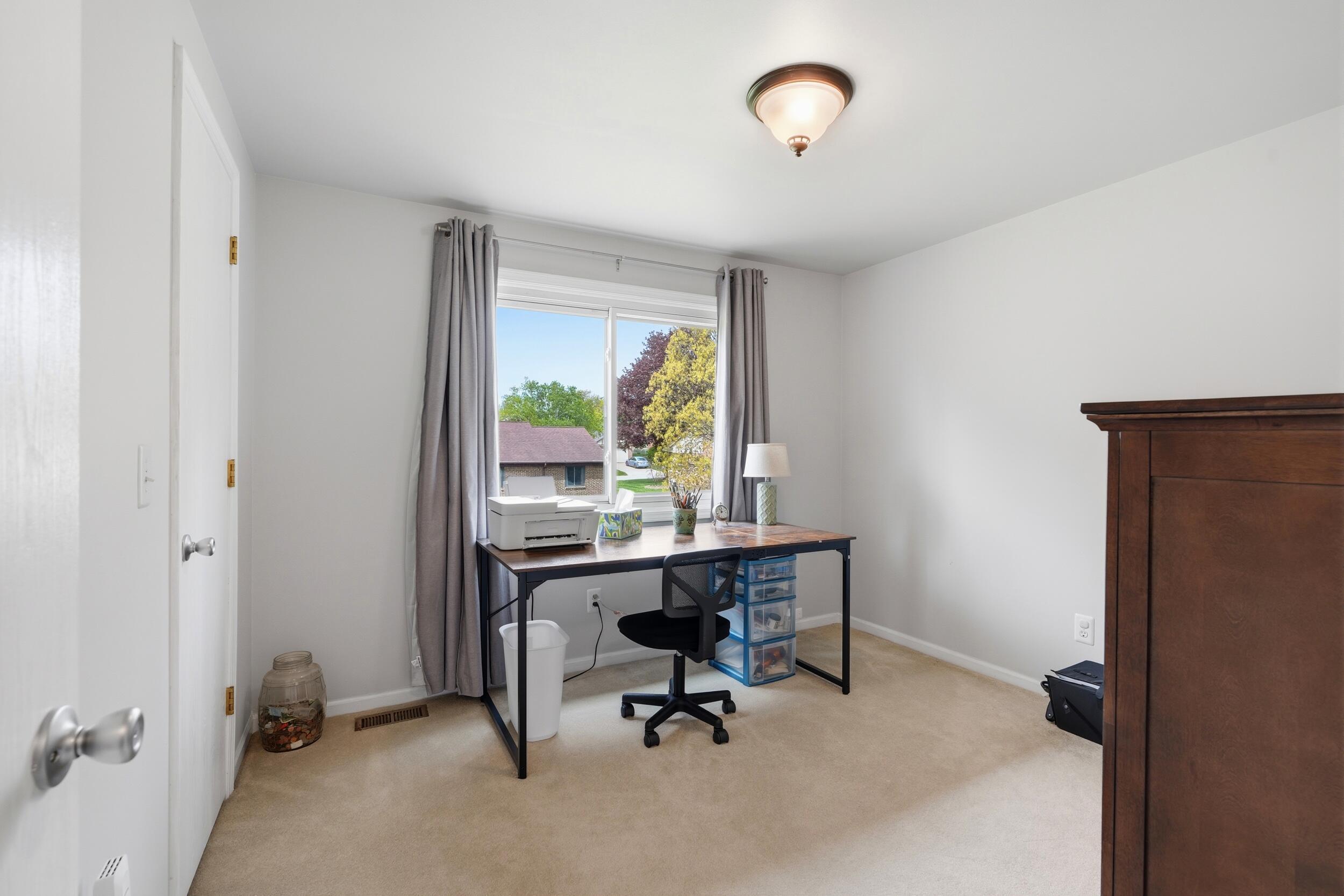 2070 Winchester Road Rochester Hills, MI 48307 - Photo 28 of 62 134