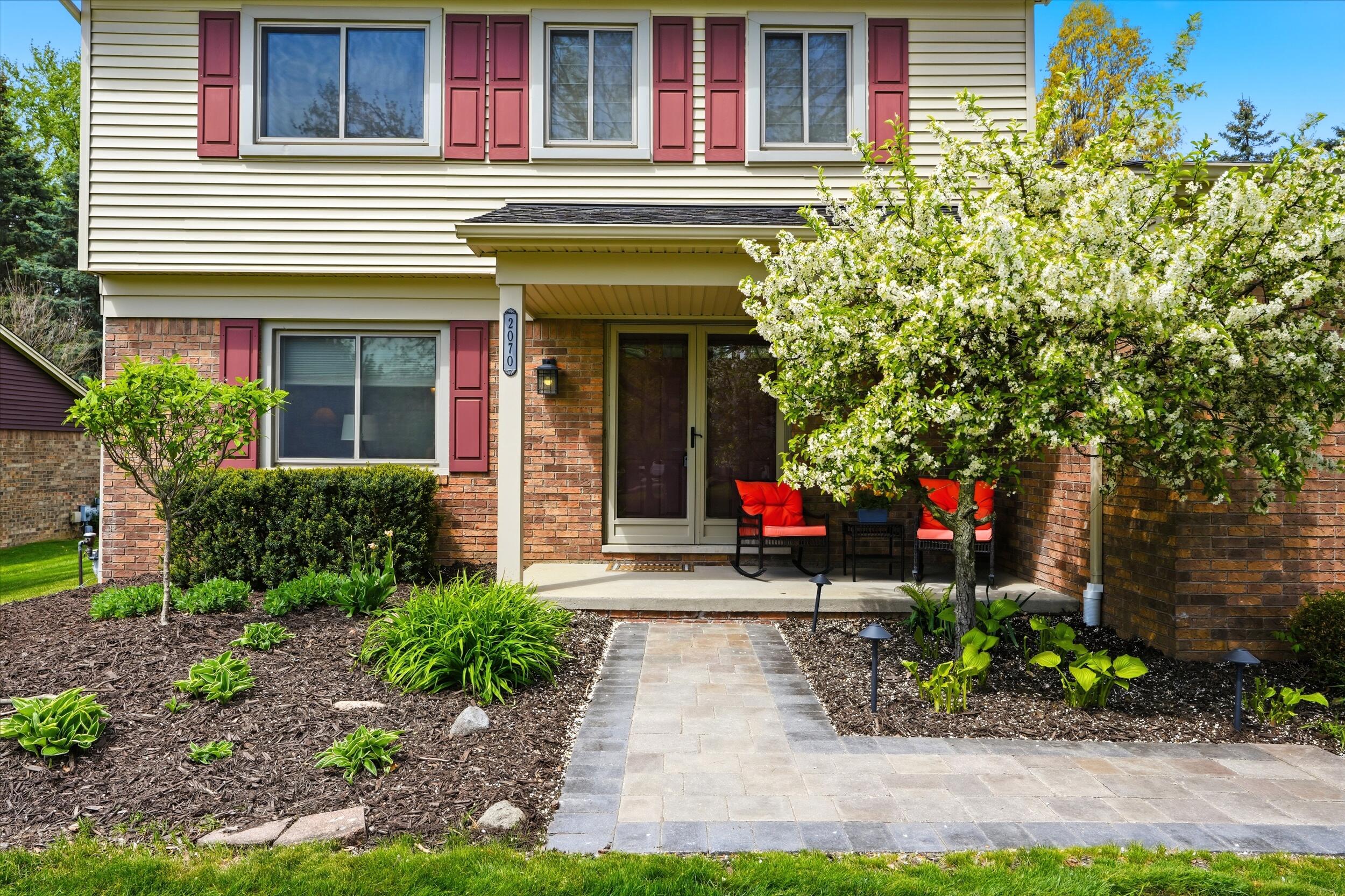 2070 Winchester Road Rochester Hills, MI 48307 - Photo 5 of 62 019