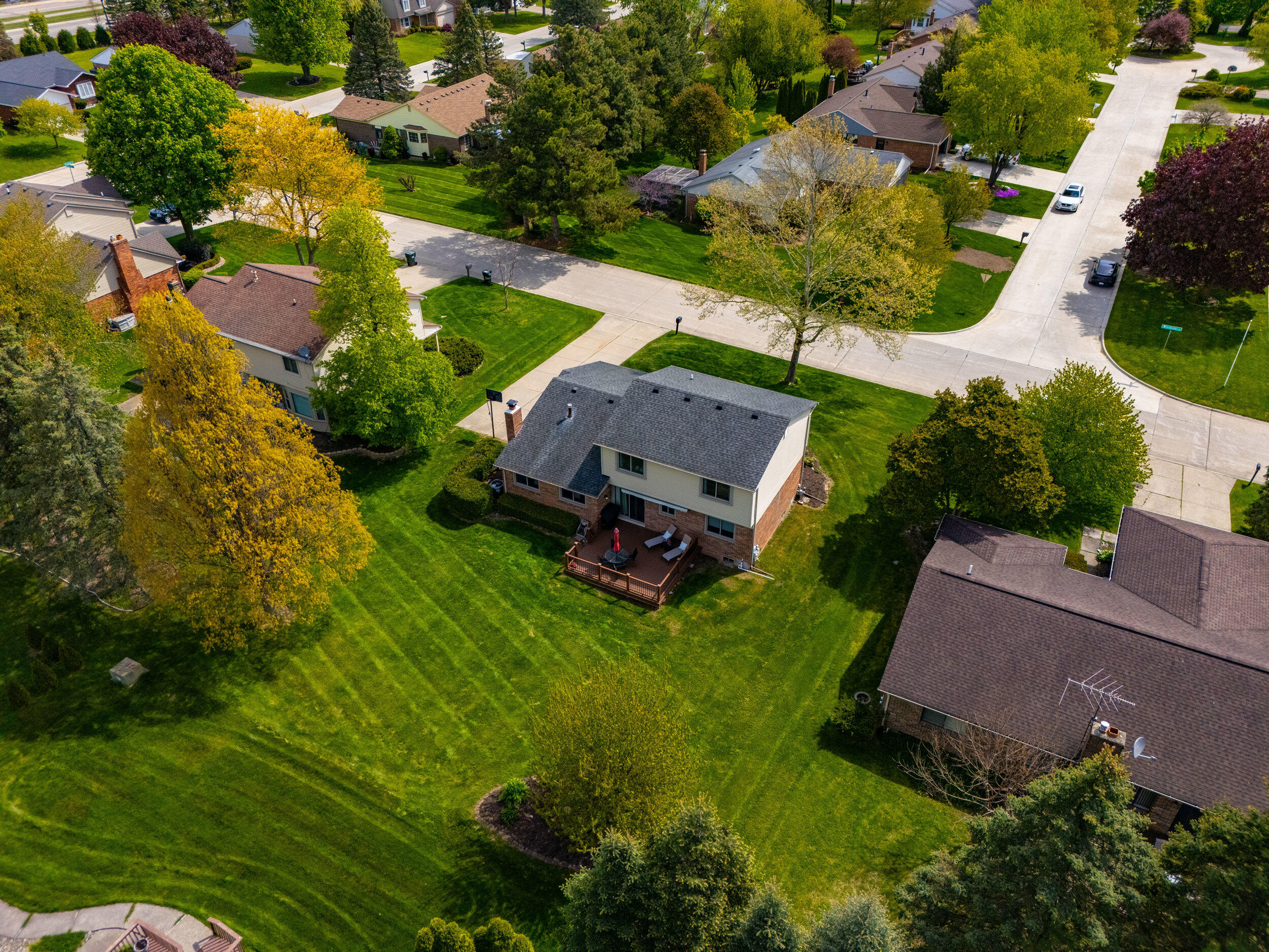 2070 Winchester Road Rochester Hills, MI 48307 - Photo 51 of 62 drone-9
